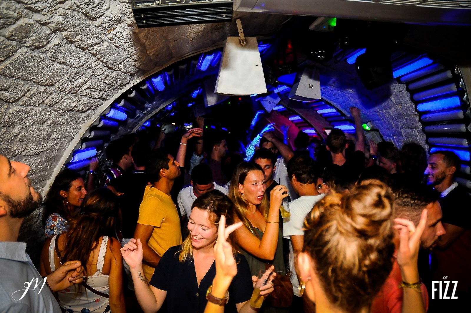 club discothèque le Fizz au centre-ville de Montpellier : Soirée