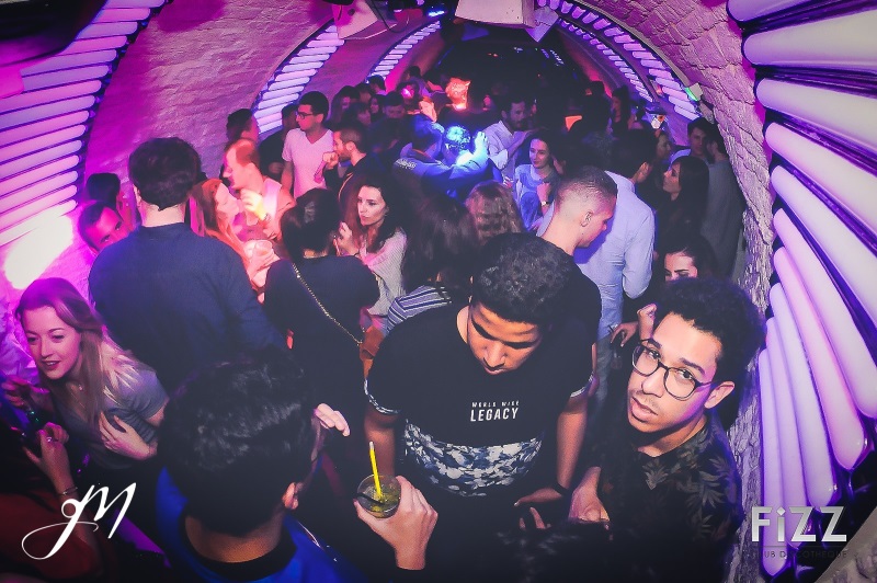club discothèque le Fizz au centre-ville de Montpellier : Soirée