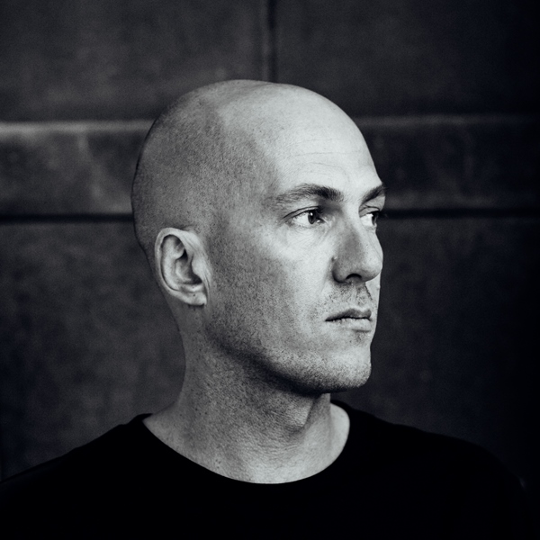 JULIAN JEWEIL photo